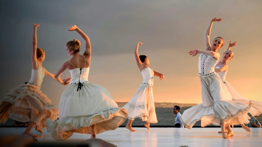 Танцевальная фотография: Запечатление грации и движения